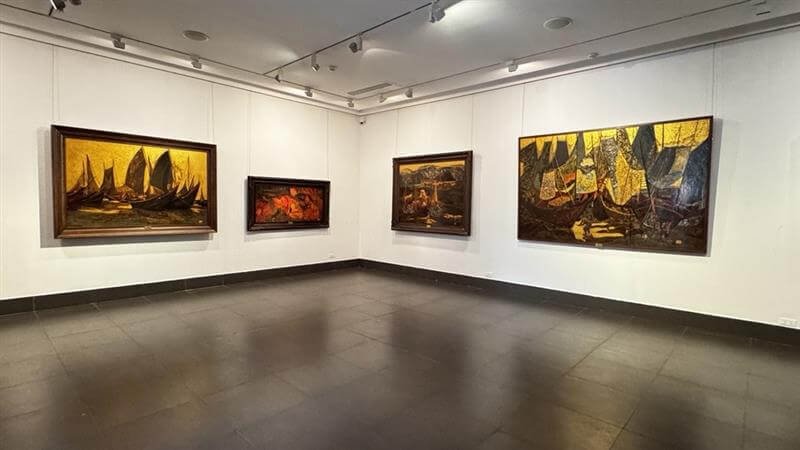 Nét Son: Pham Ngoc My’s First Solo Exhibition Redefining Vietnamese Art