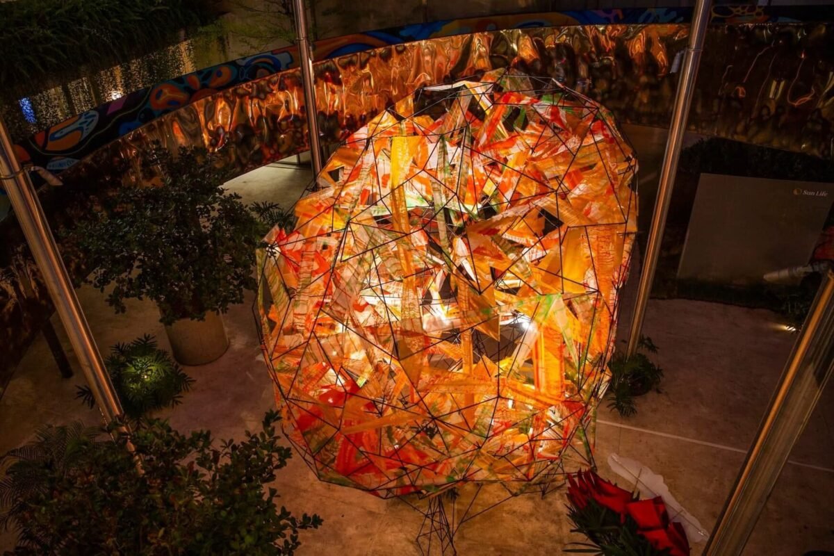 Artist Thu Tran: Holding the Brush, Holding the Burden